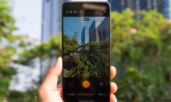 Mải chú ý zoom quang 10x, chúng ta đang bỏ qua thứ thực sự làm nên tên tuổi Hasselblad trên OPPO Find X9