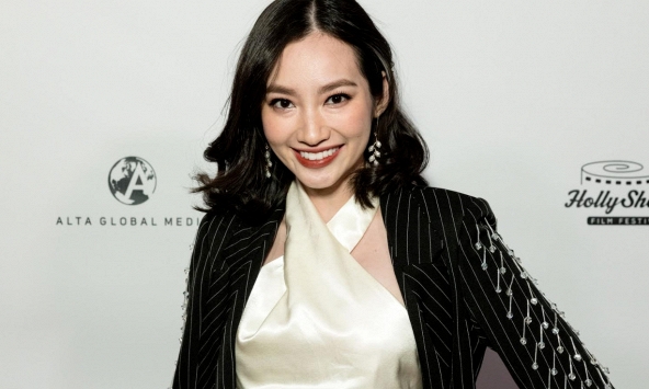 Nàng Hậu Việt Nam vừa xuất hiện trong video casting của Victoria’s Secret: 'Bắn' 3 ngoại ngữ, tốt nghiệp trường danh tiếng