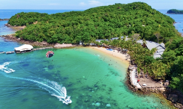 Xu hướng du lịch Phú Quốc: Trải nghiệm chơi xuyên ngày đêm “all-in-one” khiến giới trẻ mê tít! 