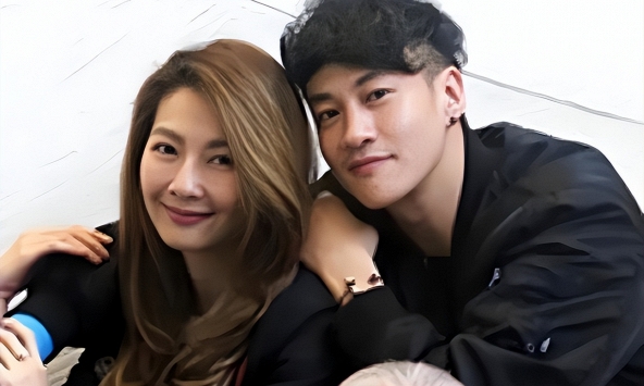 Nhìn cách Hà Nhuận Đông bùng nổ ở tuổi ngũ tuần, mới hiểu người vợ 'vượng phu' có sức mạnh thay đổi vận mệnh đến thế nào