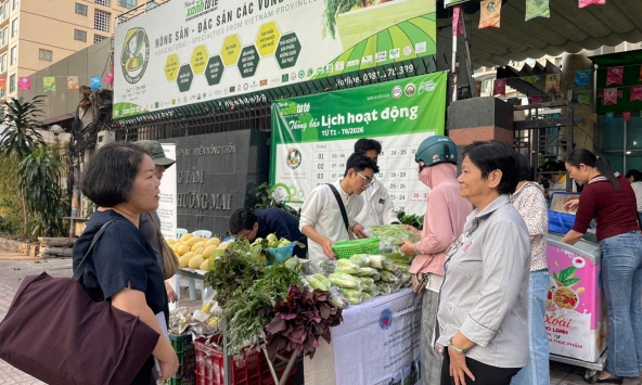 Phiên chợ Xanh - Tử tế và 10 năm xây dựng niềm tin tiêu dùng