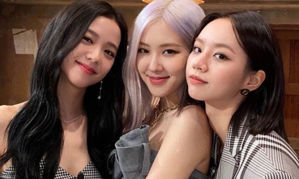 Rùng mình: Hyeri (Reply 1988) bị cuốn ra giữa biển, mãi không trở về bờ được