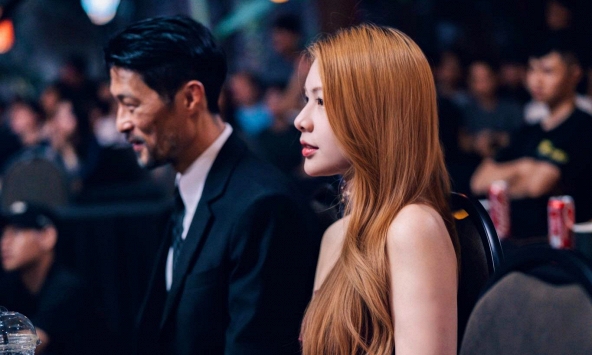 Tiểu thư Sài thành công khai ảnh hẹn hò nam nghệ sĩ lớn hơn 24 tuổi: Được khen “đẹp đôi”