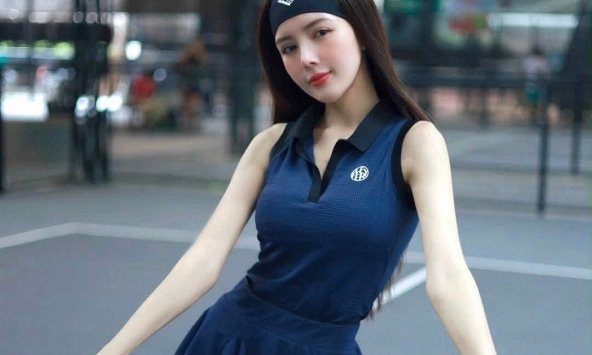 Lily Luta khoe dáng trên sân Pickleball, fan ngỡ ngàng 'dụi mắt' nhận không ra