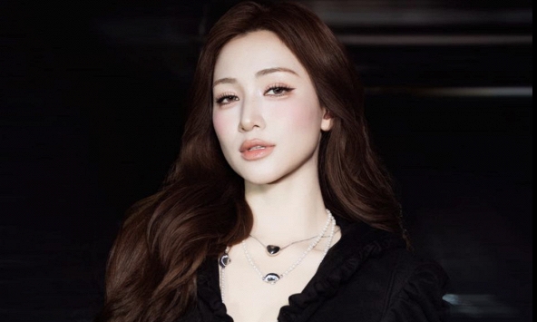 Hoà Minzy đang thách thức antifan?