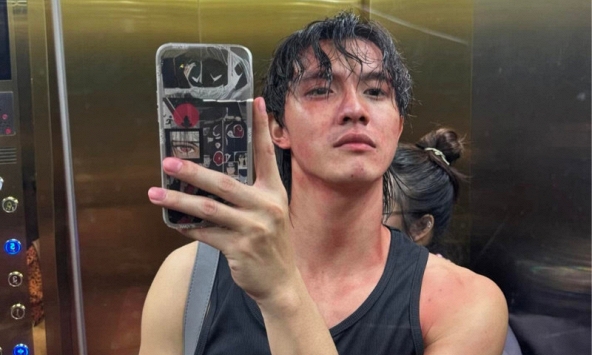 Mỹ nam 6 múi hot nhất Việt Nam công khai tẩy trang bằng kem đánh răng