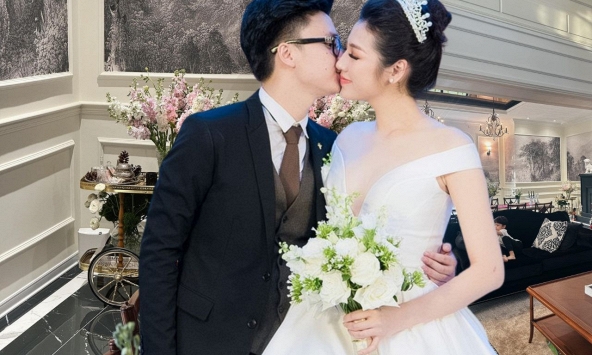 Mỹ nhân 25 tuổi 'theo chồng bỏ cuộc chơi': Giờ ở biệt thự 250 tỷ, mỗi ngày trôi qua đều như 'bà hoàng'