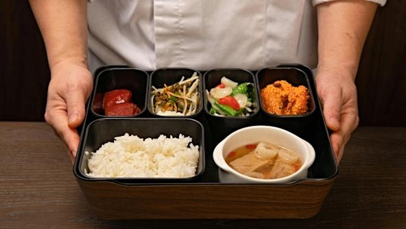 Cần gì thuốc bổ đắt tiền, đây mới là 'thần dược' miễn phí: Ăn đúng thứ tự còn giảm 40% đường huyết, hiệu quả ngang dùng thuốc