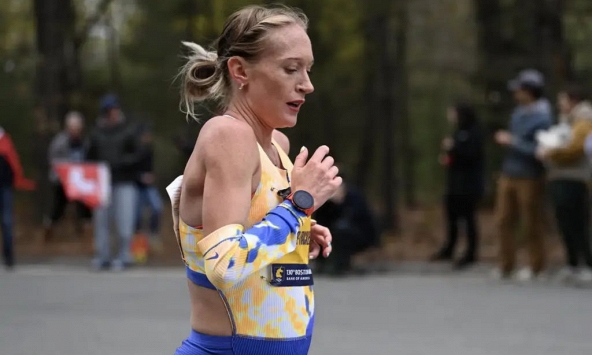 Nữ vận động viên mang thai 22 tuần vẫn hoàn thành phần thi Boston Marathon!