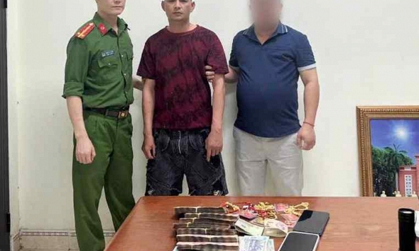 Bắt Nguyễn Văn Sáng trong nhà nghỉ 