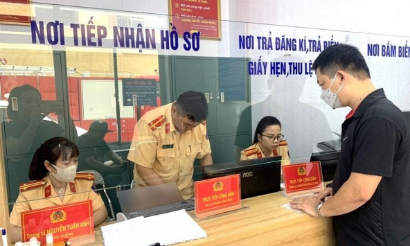 Tất cả người dân sắp sang tên ô tô, xe máy chú ý