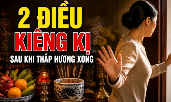 Thắp hương xong vội vã làm 2 điều: Lời khấn mất hết tác dụng, tổ tiên khó lòng chứng giám