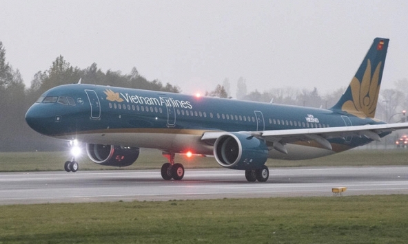 Thông báo quan trọng từ Vietnam Airlines: Hành khách tại Nội Bài và Tân Sơn Nhất chú ý