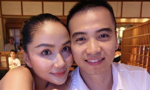 Hoa hậu H'Hen Niê báo tin song hỷ 
