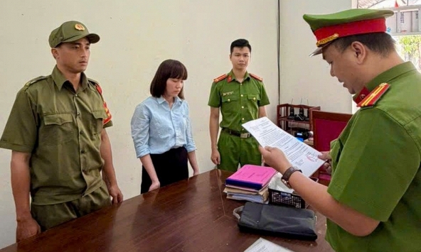 Thi hành lệnh bắt tạm giam Hồ Thị Xuân Lài SN 1996