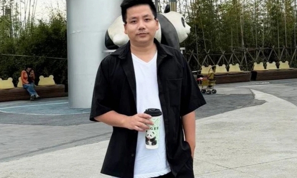 Tình hình hiện tại của Khoa Pug sau tuyên bố phá sản: “Nhiều bạn hỏi sao phá sản vẫn đi du lịch? Mình trả lời luôn…”
