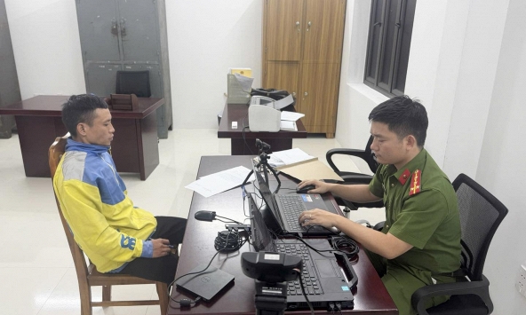 Vụ chồng bất ngờ về quê trong đêm, chém vợ tử vong: Lời khai của Nguyễn Quang Thoại