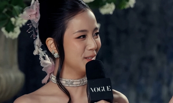BLACKPINK vượt dàn sao lớn trong danh sách mặc đẹp nhất Met Gala từ các siêu tạp chí
