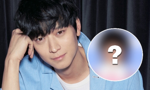  Cả MXH đang phát hoảng trước diện mạo thảm họa của “thánh sống” Kang Dong Won trong sự kiện mới