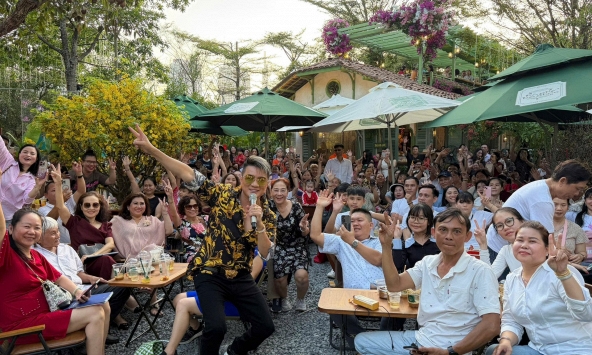 Mới đi bán cà phê 3 tháng ở Thảo Điền, ‘ông hoàng nhạc Việt’ đình đám một thời đã rục rịch mở thêm cơ sở mới