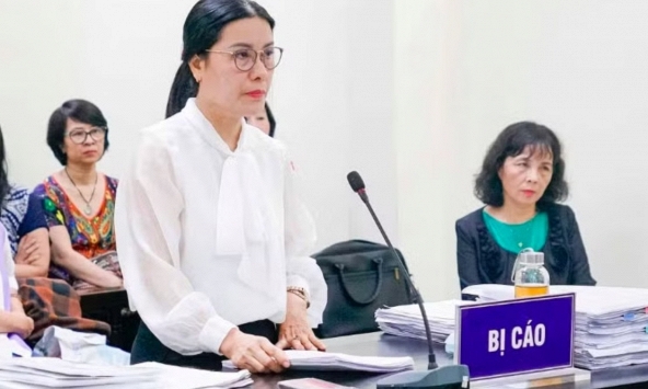 Tình tiết bất ngờ: Một quy định dùng làm căn cứ buộc tội cựu Hiệu trưởng Nguyễn Thị Bình bị kết luận là trái luật