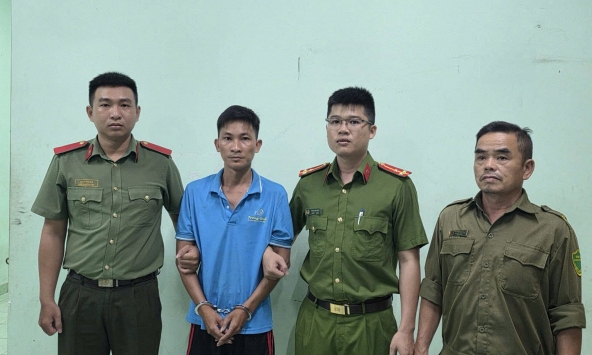 Vụ bắt khẩn cấp cha dượng Bùi Trung Quốc: Cuộc gọi cho mẹ ruột sau khi bị đánh đập