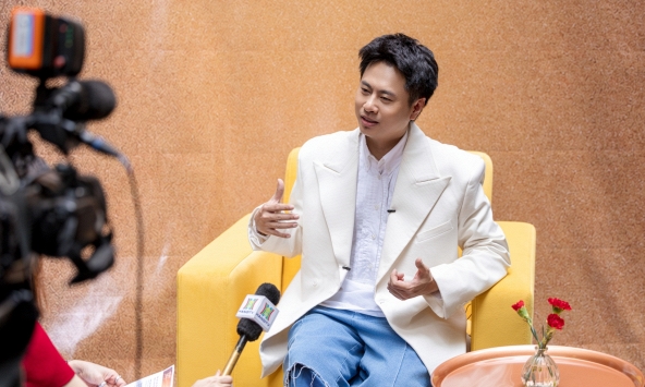 Nhạc sĩ Dương Cầm công bố chuỗi live concert “Phòng Khách 3 Thế Hệ”: Hát live 100%, tuyệt đối không có hát nhép