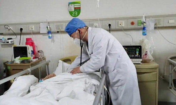 Tập thể dục mỗi ngày, người đàn ông vẫn tử vong vì suy thận nặng: Bác sĩ cảnh báo 3 việc tưởng tốt nhưng âm thầm hại thận