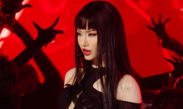 Em Xinh Say Hi ẩn video biểu diễn của Miu Lê giữa ồn ào sử dụng ma tuý