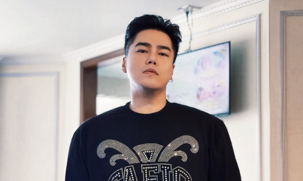 Ca sĩ Việt bị tố gạ gẫm trai trẻ với 1 triệu lượt đọc trên Threads hiện tại là ai?