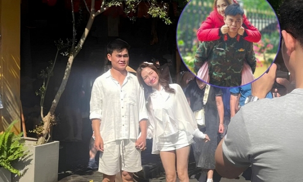 Mẹ chồng Hòa Minzy sợ con dâu bị 'bóc phốt'