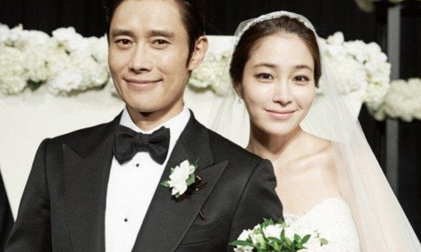 Lee Byung Hun đã ngoại tình còn ra tối hậu thư cho vợ