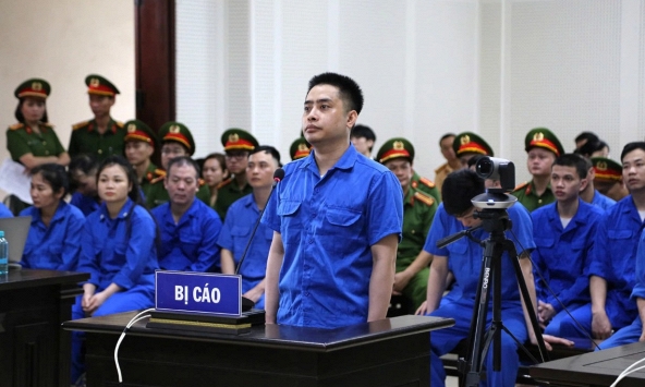 Thái độ ráo hoảnh của 'ông trùm' ma túy Bùi Đình Khánh khi cho lời khai tại phiên xét xử