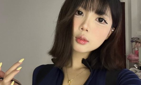 Lên đồ' hóa trang cực táo bạo, Hà Phương Boo khiến anh em game thủ 'phát sốt'