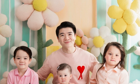 Phó Chủ tịch Ngân hàng SHB Đỗ Quang Vinh thông báo tin vui đến mọi người