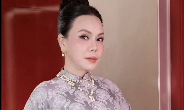 Việt Hương nói gì khi mỹ phẩm bị chê đểu, gia công?