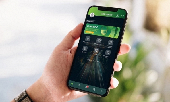 Từ nay, Vietcombank dừng chuyển khoản nhanh trên 500 triệu đồng
