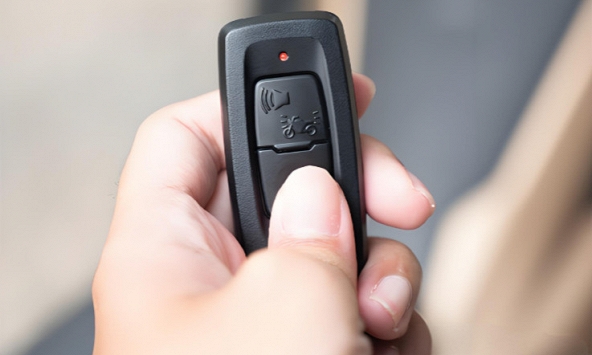 Lời khuyên cho những người đang đi xe máy có sử dụng khóa smartkey