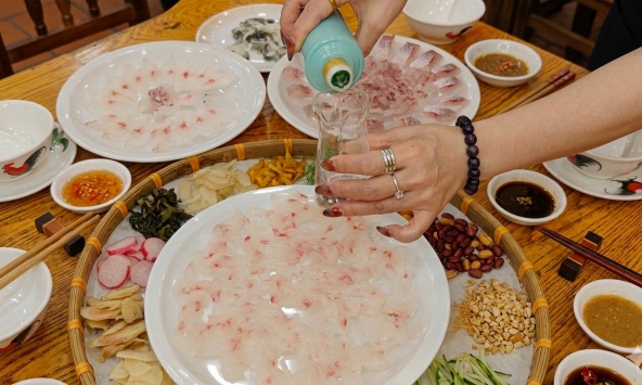 Một bữa ăn, 30 năm ảnh hưởng: Câu chuyện của một gia đình 8 người bị nhiễm sán và lời cảnh tỉnh cho những ai thích ăn món cá này