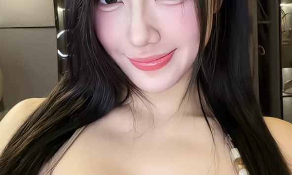 Tài khoản Instagram Trần Hà Linh công khai lời mời gọi vào nhóm tình yêu 