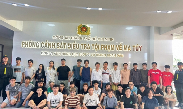 Khởi tố ca sĩ Long Nhật, Sơn Ngọc Minh và hơn 70 đối tượng trong đường dây ma túy quy mô lớn