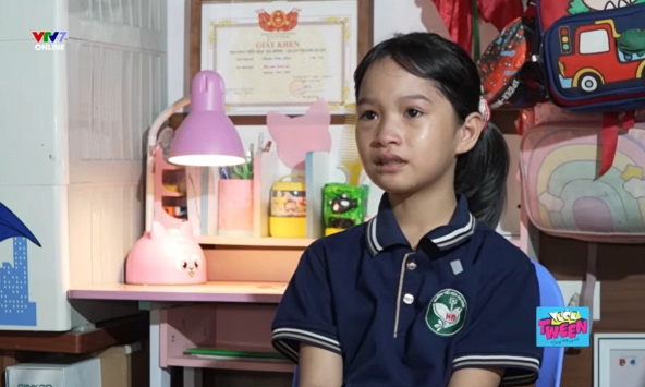 Rơi nước mắt khi cô bé 9 tuổi không dám xin mẹ 270 nghìn đồng đi thăm quan, để dành tiền chữa bệnh cho anh bị bại não