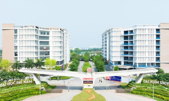 Sáng nay, lãnh đạo nhiều trường đại học, chuyên gia uy tín gặp nhau để bàn về 'kiến tạo đại học hạnh phúc'