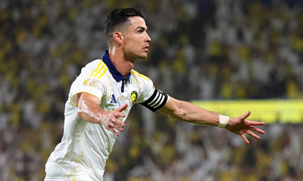 Ronaldo lập cú đúp đẳng cấp, Al Nassr chính thức vô địch giải Saudi Pro League