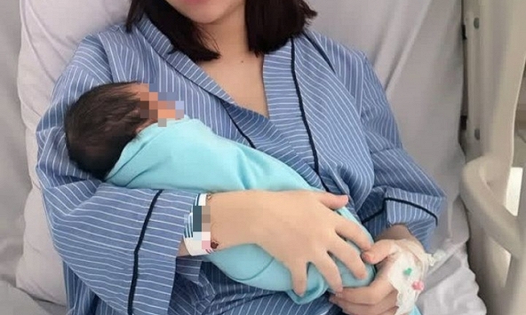 Kỳ lạ người phụ nữ chưa từng có kinh nguyệt nhưng sinh được 3 đứa con, bác sĩ hoảng hốt: 30 năm chưa gặp bao giờ
