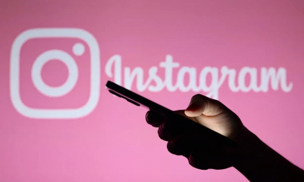 Bị đình chỉ tài khoản IG trăm nghìn follow vì hành vi gạ gẫm, chính chủ lên tiếng oan ức
