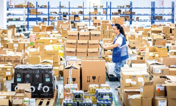 Hiện thực tàn khốc của siêu hội sale 618 Trung Quốc: Chất lượng hàng hóa khó kiểm soát, tiểu thương phải giẫm đạp lên nhau để tồn tại