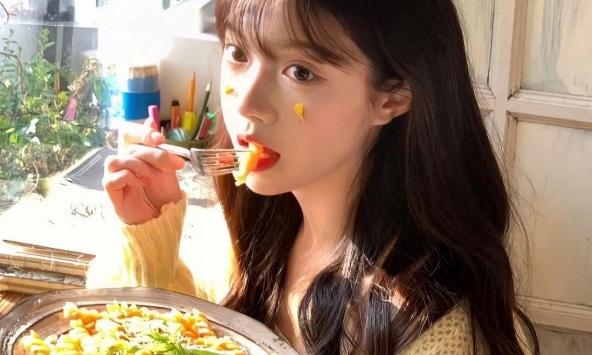 Mỗi ngày có đến 4.500 người chết vì tiểu đường, bác sĩ khuyên: Thà ăn nhiều thịt còn hơn mê 4 món