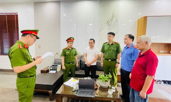 Ra quyết định khởi tố giám đốc Lý Hữu Khải, kế toán Trần Trung Được