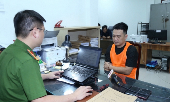 Đường dây “Bún Chả TV” phát sóng lậu bóng đá quốc tế, điều phối người xem sang các trang web cá độ trái phép